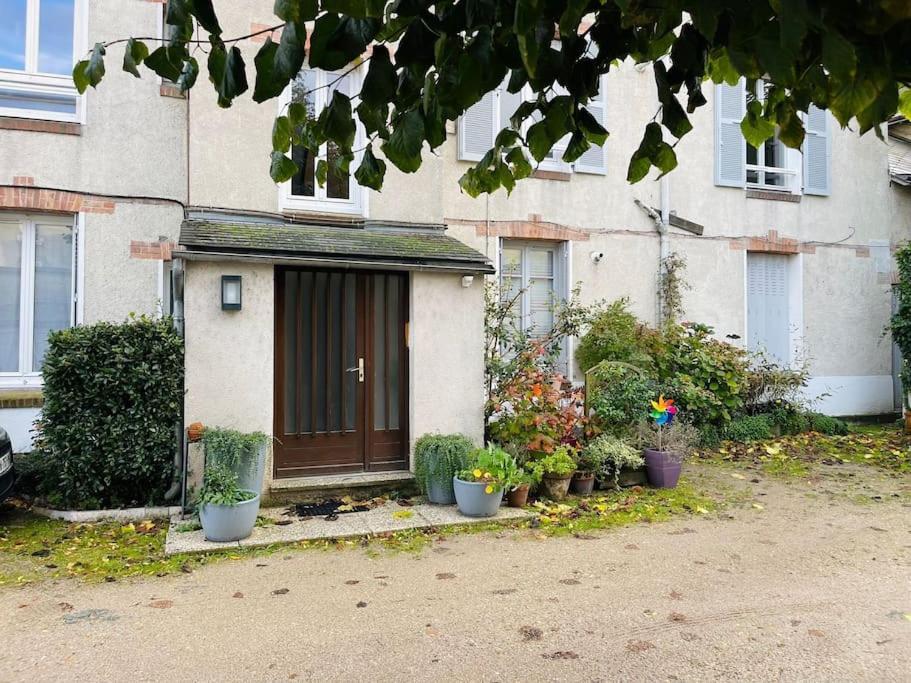 Chaleureux Appart, Proche De La Loire Avec Parking 奥尔良 外观 照片